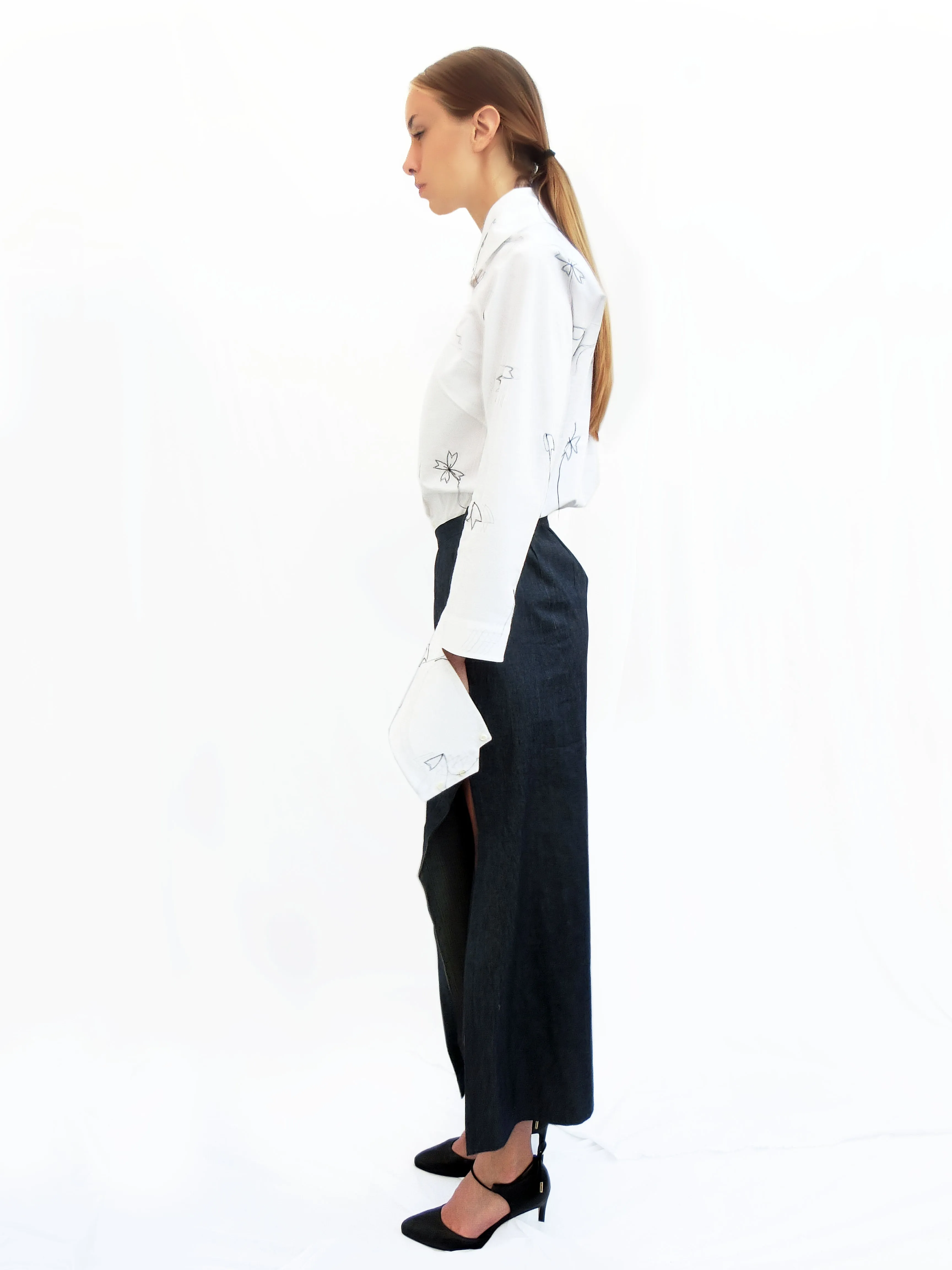 Oblique Pleated Light Denim Long Skirt /Navy / 100% Cotton